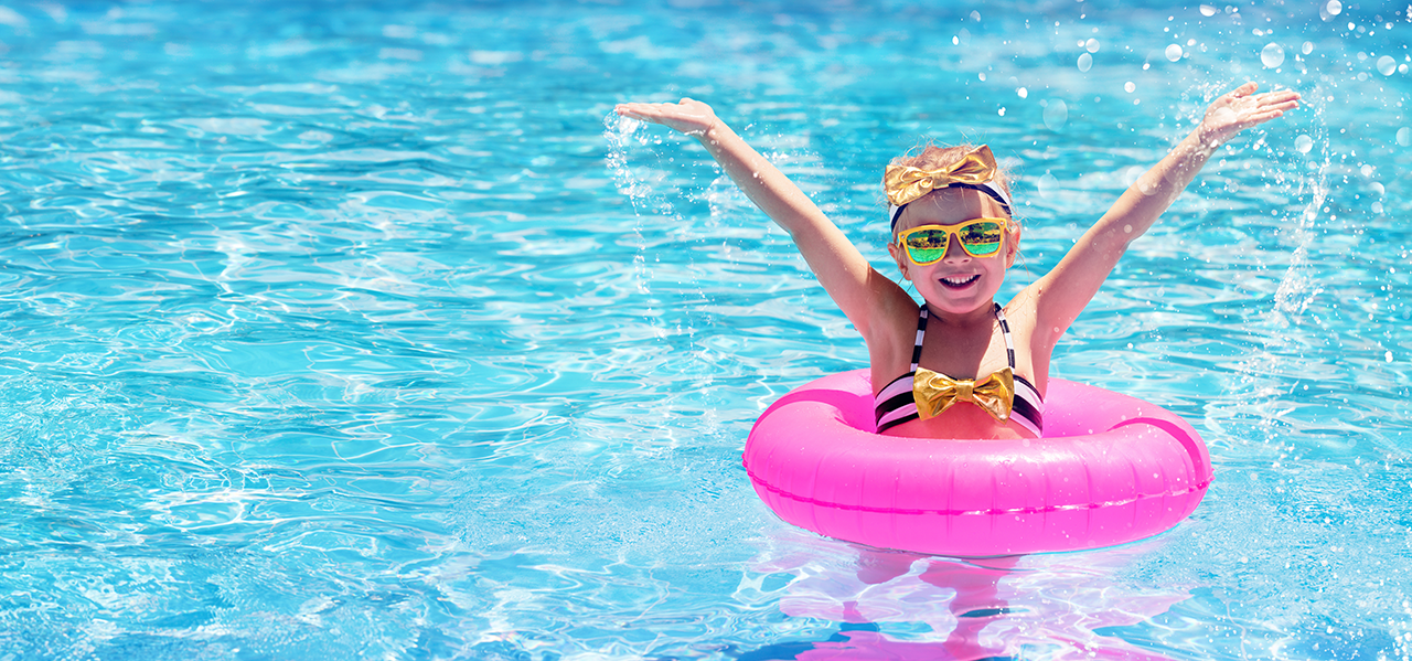 pool at Ravenwood Hills
